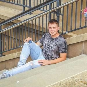 Meet your Posher, Eric